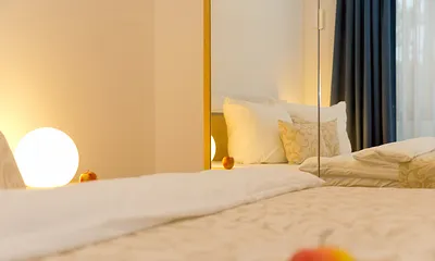 1. Schlafzimmer mit Doppelbett 