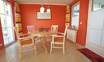 Esstisch im Wohnzimmer