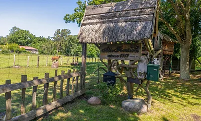 Die Hofeinfahrt der Alten Försterei.
