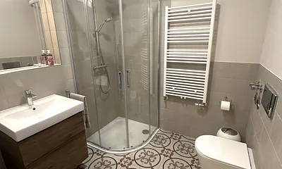 frisch saniertes Bad