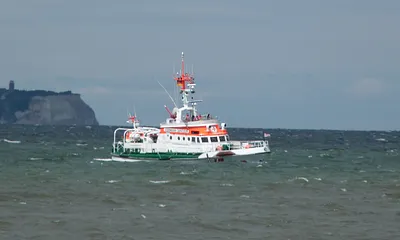 Rettungskreuzer im Glower Hafen stationiert