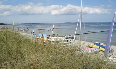 Surf-und Segelschule ca. 100m