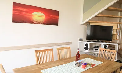 Esstisch im Wohnzimmer 