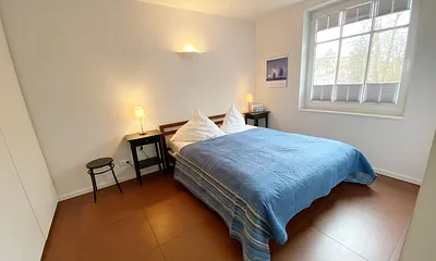 Schalfzimmer mit Kleiderschrank