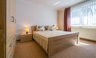 Schlafzimmer mit Hochbett