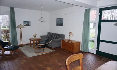 Wohnzimmer mit Eingangsbereich