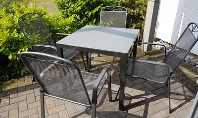 Überdachte Südterrasse