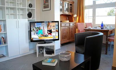 Blick von der Couch in den Wohnraum