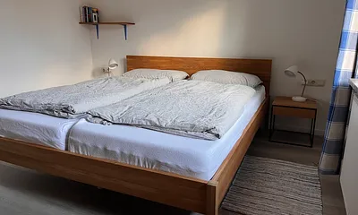 Schlafzimmer 1 mit neuem Bett