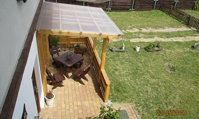 Sitzmöglichkeiten vorne