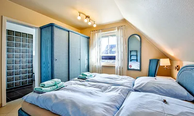 Schlafzimmer 2