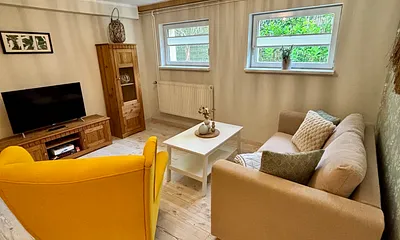 Wohnzimmer mit Flat TV