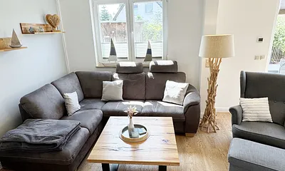 gemütlicher Wohnbereich mit Eckcouch