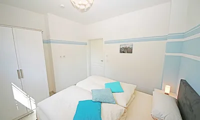 2. Schlafzimmer mit Doppelbett