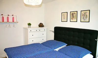 Strandvilla Andrea WE 07 - 1. Schlafzimmer mit Doppelbett