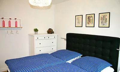 Strandvilla Andrea WE 07 - 1. Schlafzimmer mit Doppelbett