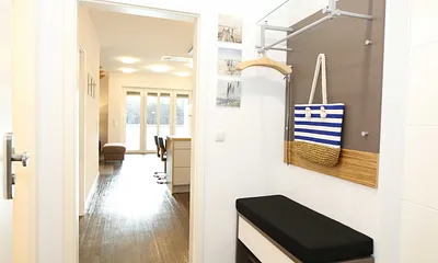 Flur mit Garderobe