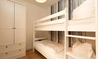 Schlafzimmer mit Etagenbett