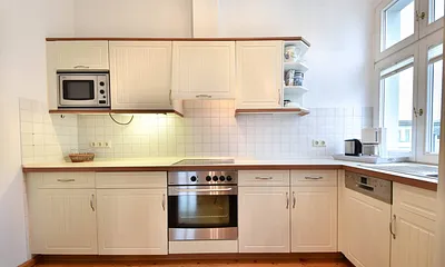 voll ausgestattete Küche