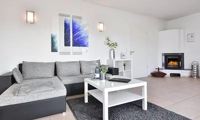 Wohnbereich mit Kamin