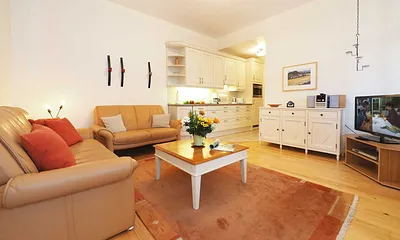 Wohnbereich mit Küchenzeile