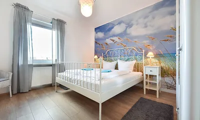 zweites Schlafzimmer mit Doppelbett