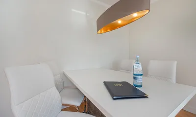 Esstisch mit Platz für 4 Personen