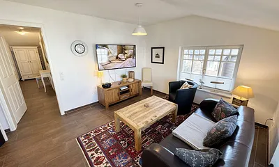 gemütlicher Wohnbereich mit Couch