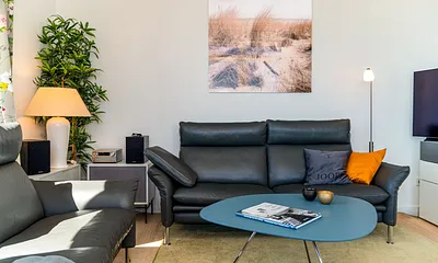 Wohnbereich mit zwei Couchen