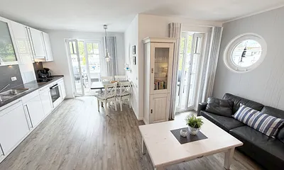 Villa Rosa Whg. 16 Meereszauber - Wohn-, Koch- und Essbereich