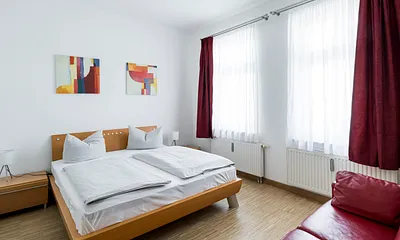 Schlafzimmer 2