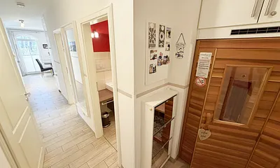 Flurbereich mit Sauna