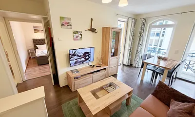 Kurparkresidenz Baabe Whg. 08 - Wohnzimmer und Essbereich