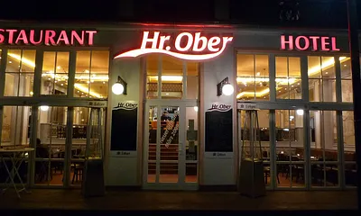 "Herr Ober", Doppelzi mit Frühstück am Alten Strom, Pension-Doppelzimmer (Tafel)