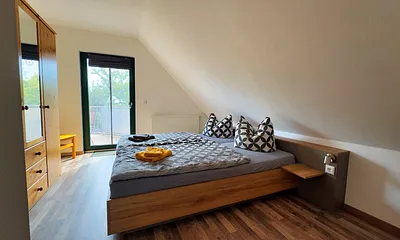 Schlafzimmer 2