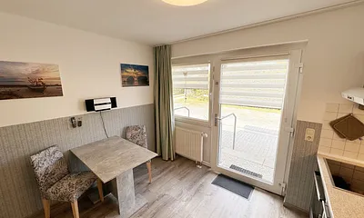 großzügiger Koch- und Essbereich