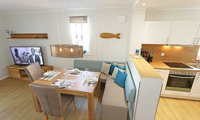 Esstisch mit viel Platz für Alle