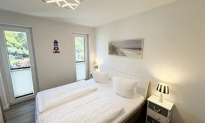 1. Schlafzimmer mit Doppelbett