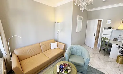 gemütlicher Wohnbereich mit Couch