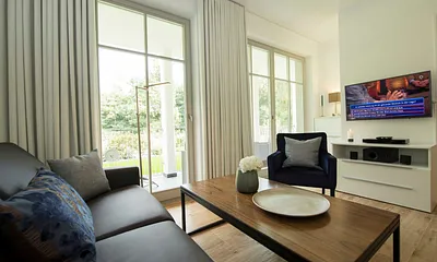 Villa Pauline, 2-Zimmer-Ferienwohnung (Whg. 01 mit Balkon)