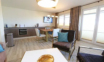 Wohnzimmer mit Küchenzeile