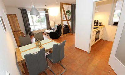 Haus Holstein, 2-Zimmer-Ferienwohnung (Whg. 12 mit Balkon)