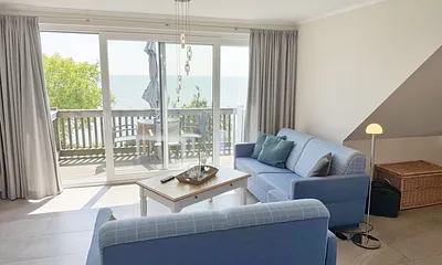 gemütlicher Wohnbereich mit Ausblick