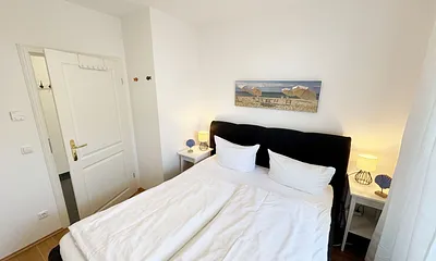 1.Schlafzimmer mit Doppelbett