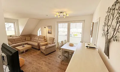 Haus Möwe, 3-Zimmer-Ferienwohnung (Whg. 5 mit Balkon)
