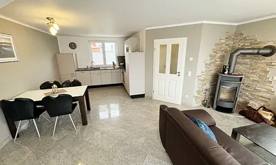 Esstisch für 5 Personen