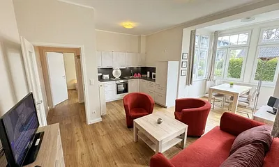 Villa Störtebeker Göhren, 2-Zimmer-Ferienwohnung (Whg. 2 mit Terrasse)