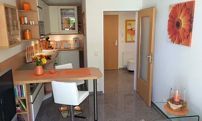 Wohnzimmer mit Blick zum Flur