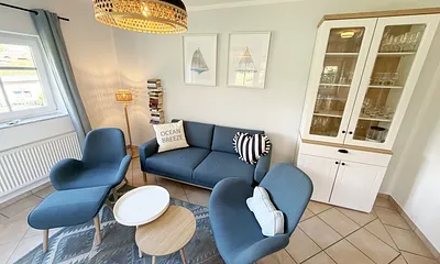 Wohnzimmer mit Couchbereich