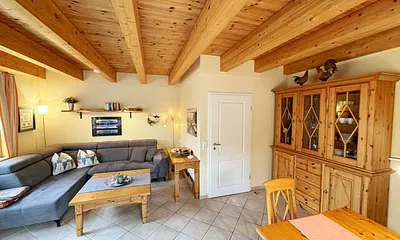 DHH Weinrich, 3-Zimmer-Ferienwohnung (DHH Weinrich mit Terrasse)